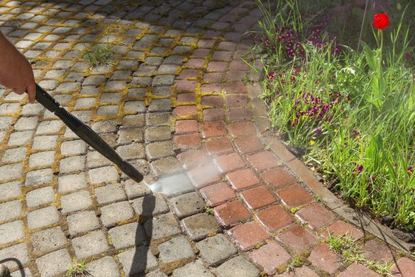 Cost of Walkway Cleaning Service in West Lafayette