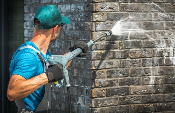 Cost of Brick Wall Washing in West Lafayette
