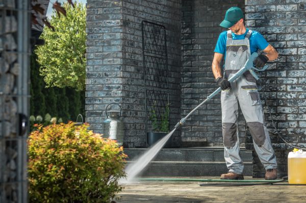 Outside House Cleaning in West Lafayette